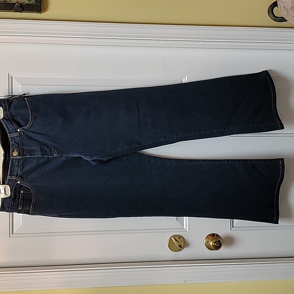 Jones New York Dark Wash Stretch Jeans - Picture 1 of 9